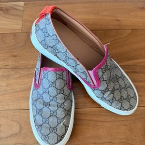 GUCCI, SLIP IN SNEAKERS, LOGO PRINTED, SIZE 38